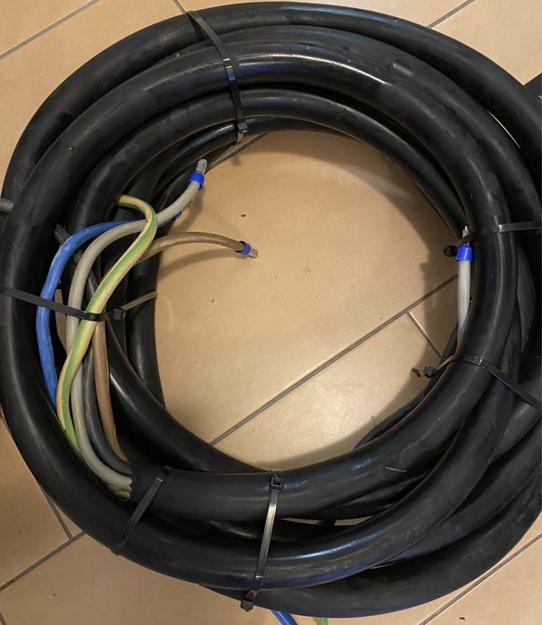 Кабель  силовий гнучкий H07RN-F 5G50.  Моножила NYCWY 3 x 16 RE 16 Eca