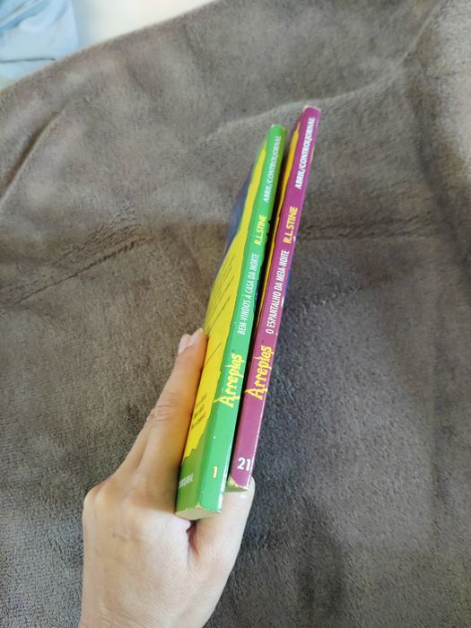 2 livros da série Arrepios