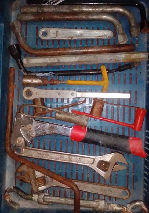 Stare narzędzia PRL. Duży wybor