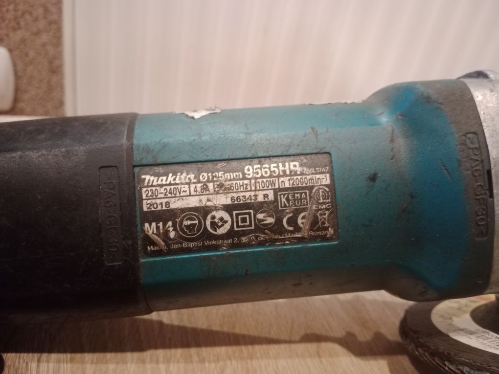 Szlifierka Makita 9565 HR