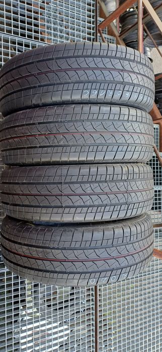 215/65R16C BRIDGESTONE , komplet opon letnich DEMO.