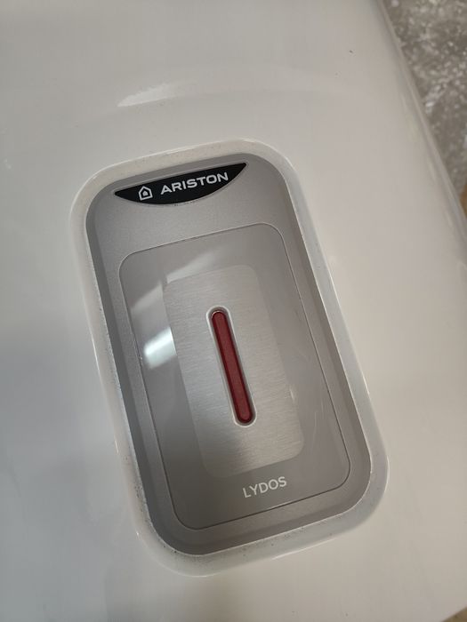 Boiler elektryczny Ariston Lydos 75