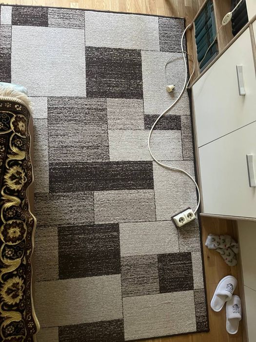 Продам отличный современный ковёр дорожка