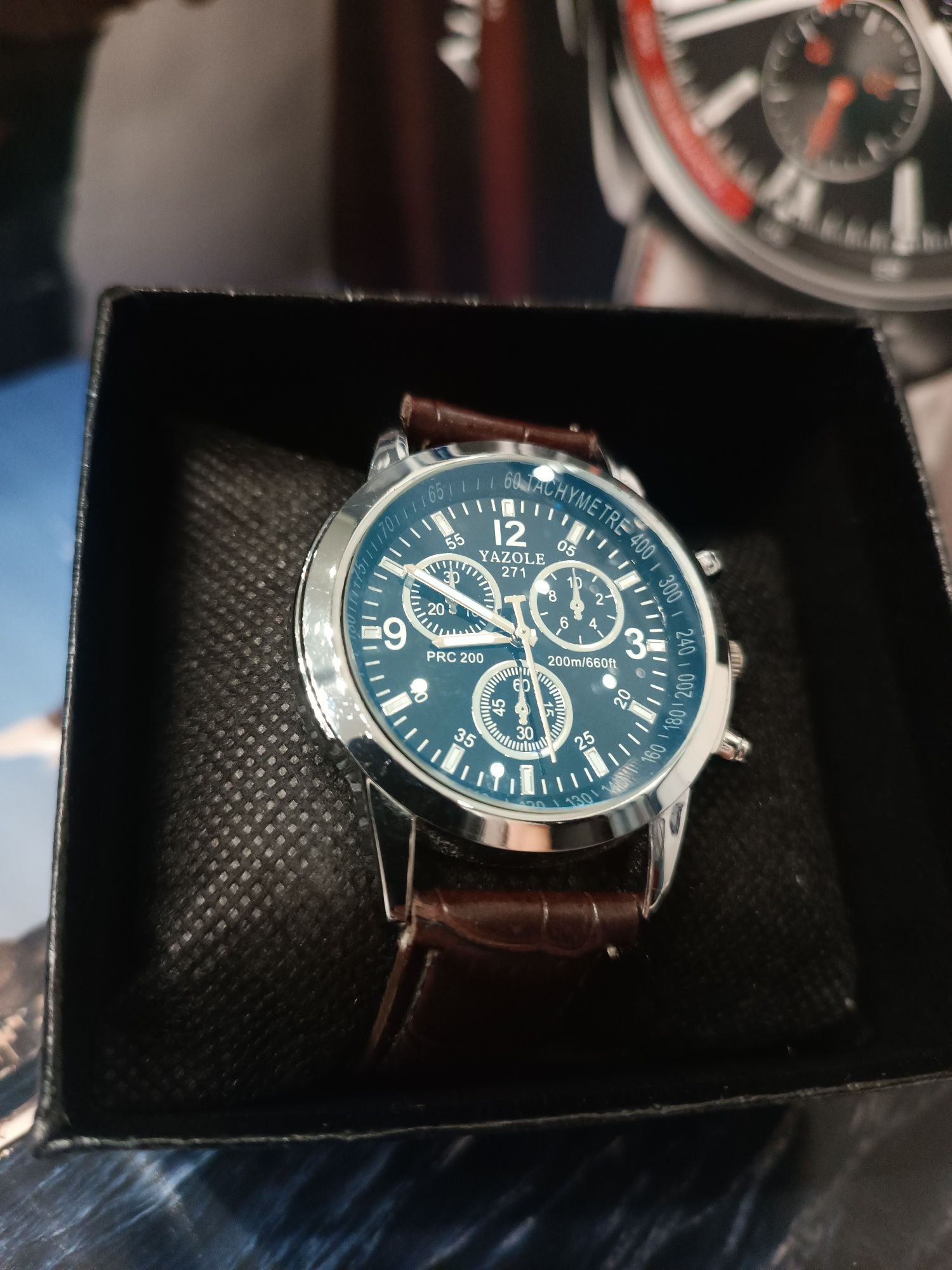 Zegarek chronograf męski Yazole 271