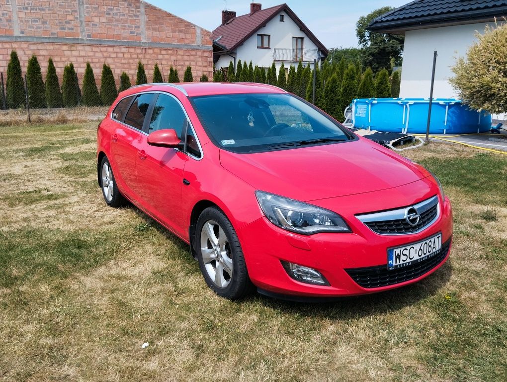 Astra J 2.0 160KM bogate wyposażenie