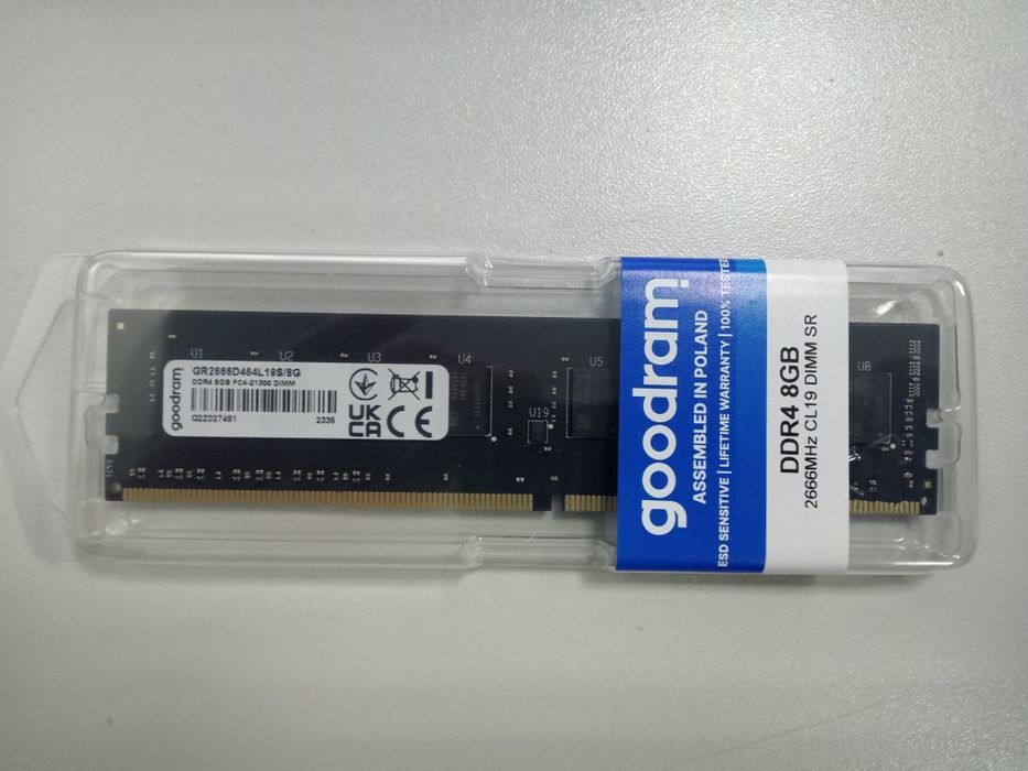 Оперативна пам'ять до пк DDR4 2х8Гб