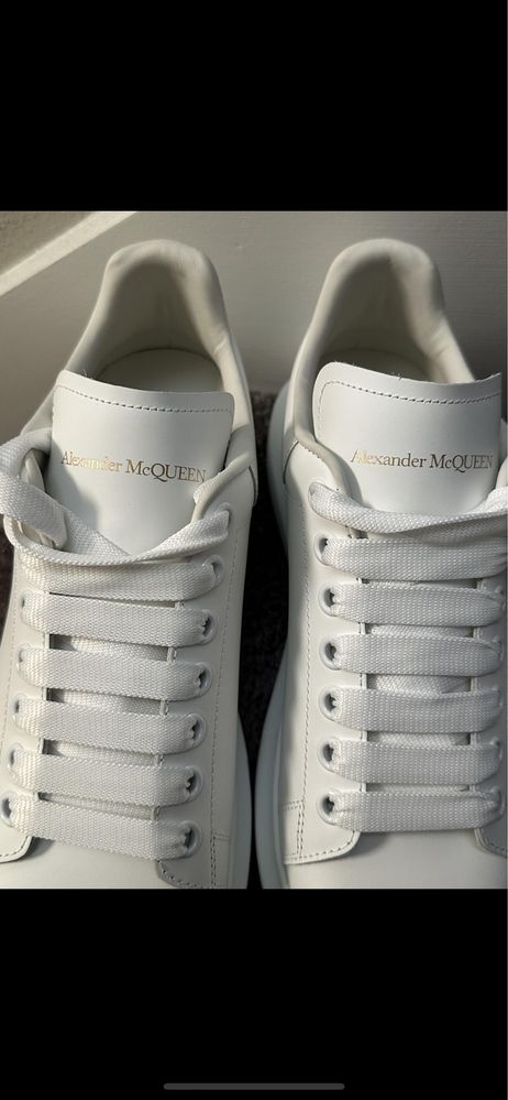 Alexander mcqueen branco 43