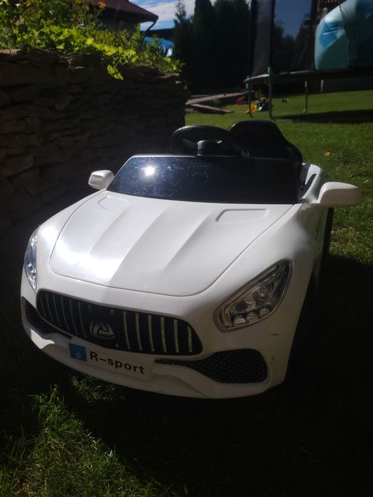 Samochód RSport Auto na akumulator dla dzieci zdalnie sterowane blueto
