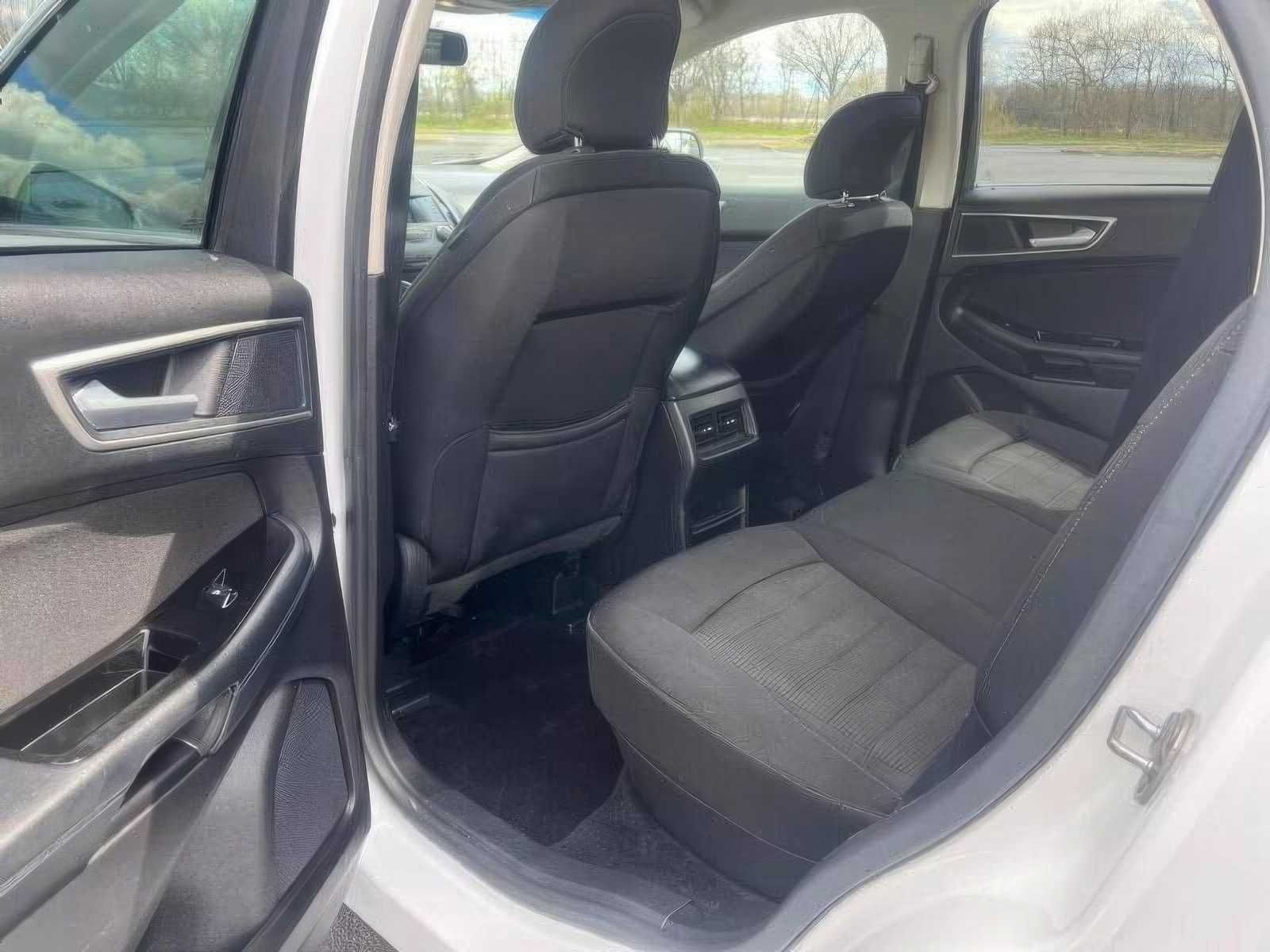 2018   Ford  Edge