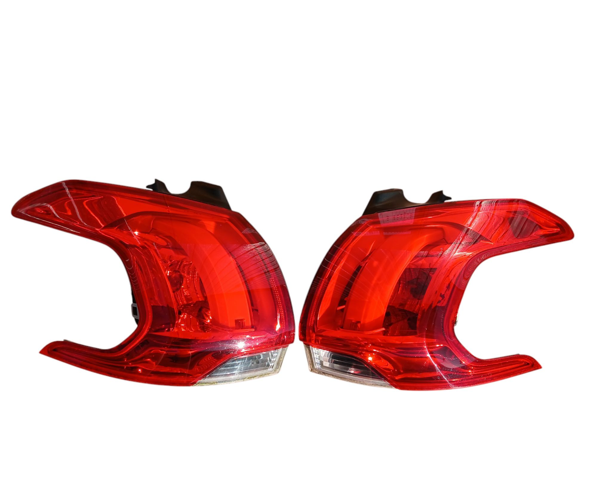 Lampa tył tylna prawa lewa Peugeot 2008 Oryginalna Kompletna