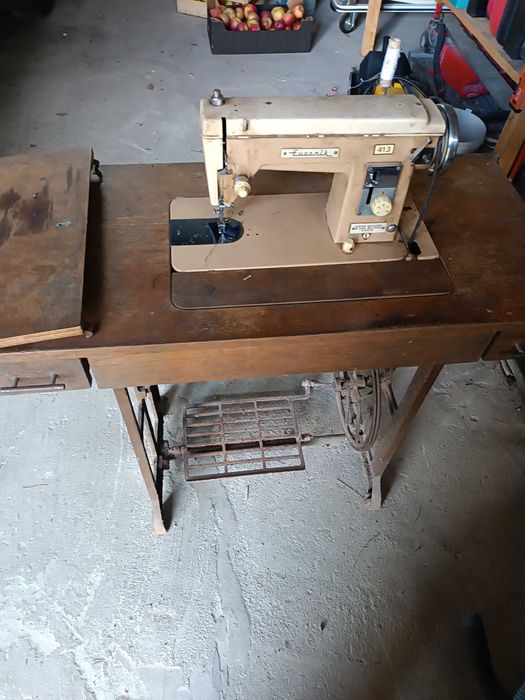 Maszyna do szycia Łucznik