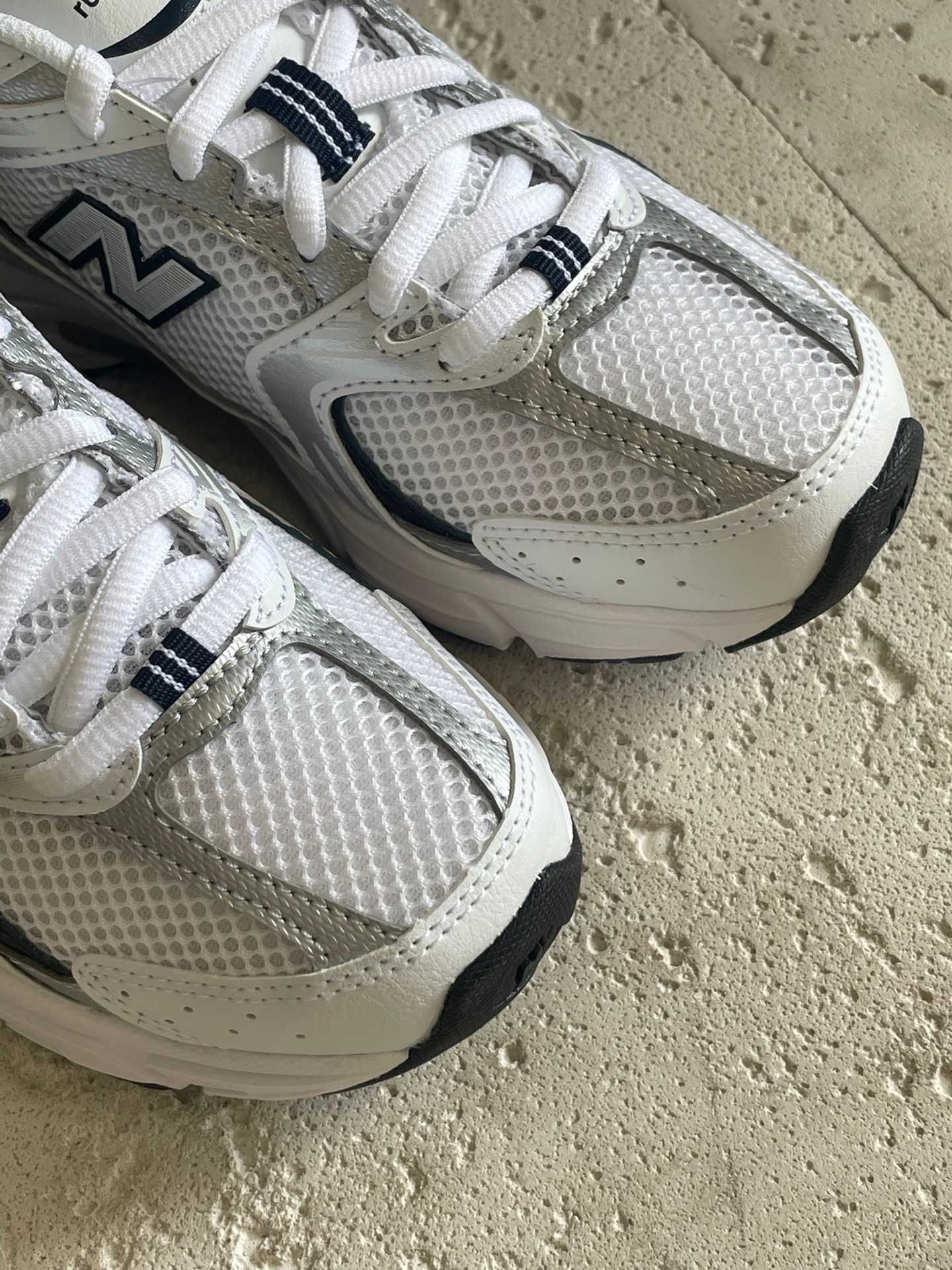 NewBalance530WhiteNaturalIndigo R.44