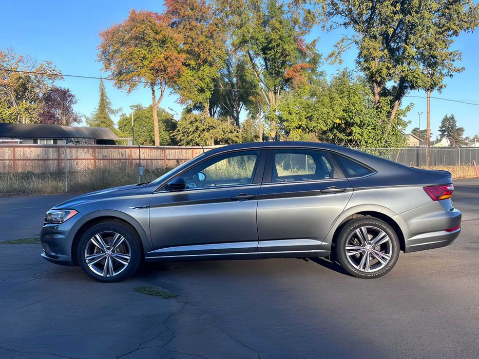 Volkswagen Jetta      2019