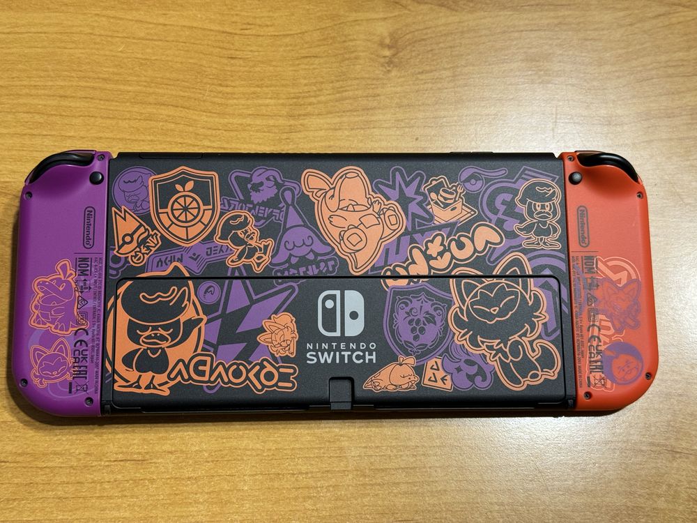 Nintendo switch oled scarlet violet edition