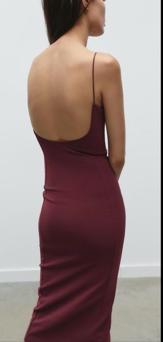 Sukienka Zara rozciągliwa midi gołe plecy elastyczna modelujaca M 38