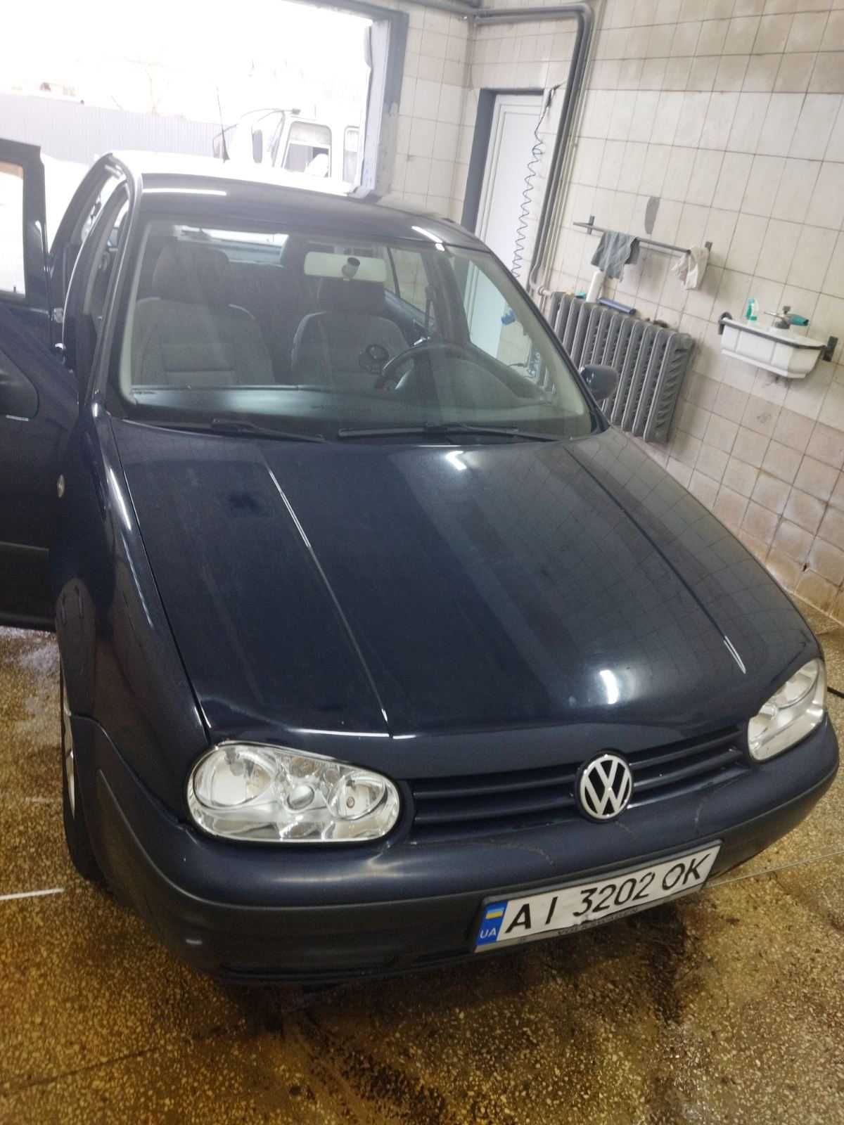 Продам автомобиль Volkswagen 2002года