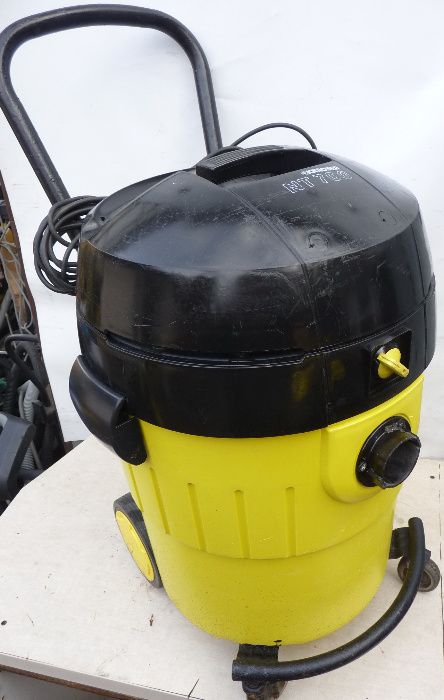 Odkurzacz przemysłowy Karcher NT 700