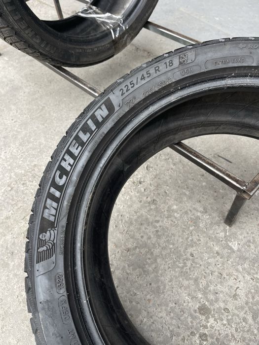 Шини зимові R18 225 45 Michelin Alpin 5 Склад Осокорки RLX