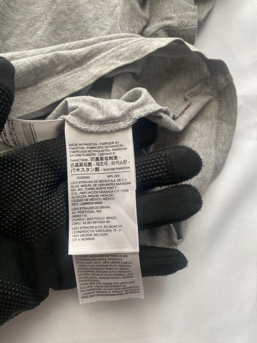 Футболка Levi’s (оригінал), розмір M