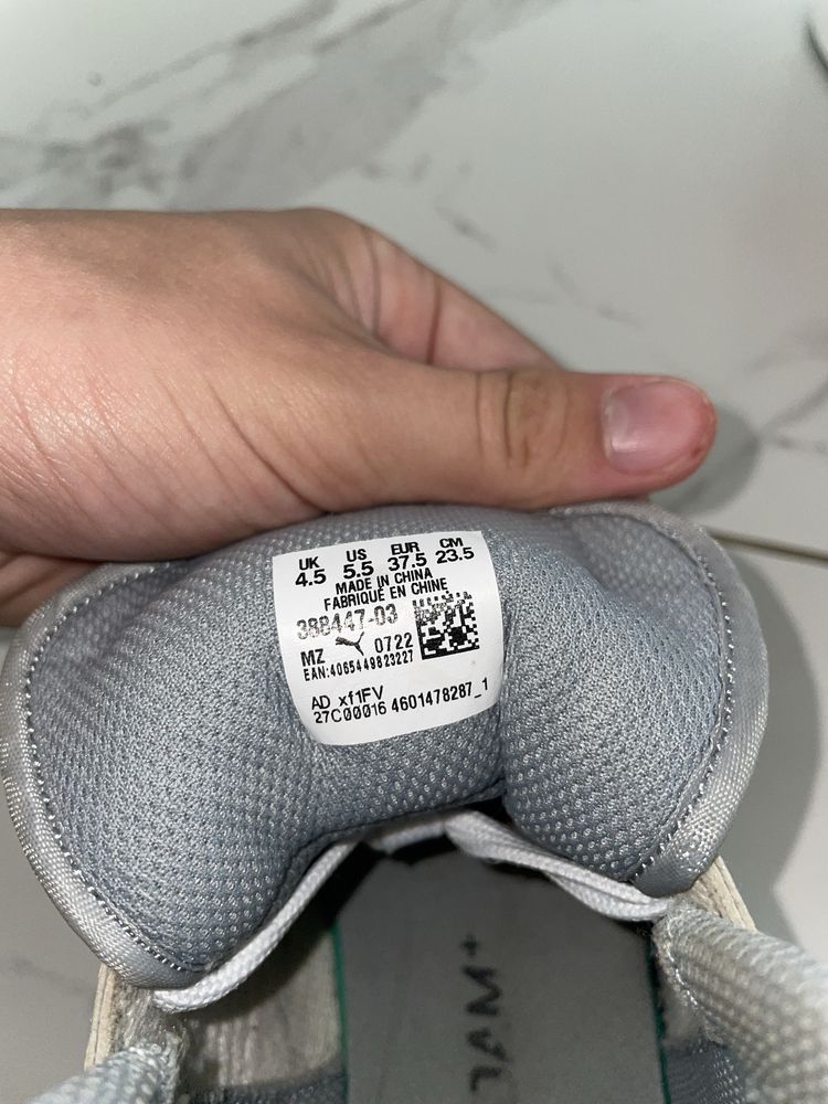 Кросовки зимние Puma(оригинал) 39 размер, отходил 1 зиму