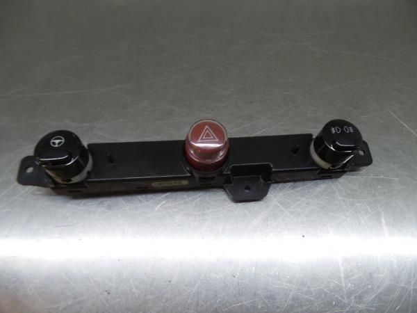 Botão / interruptor 4 piscas FIAT 500 (312_)