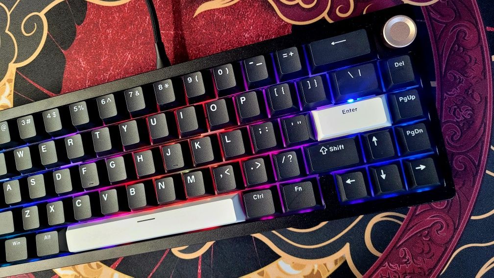 Custom Klawiatura Mechaniczna Womier SK65