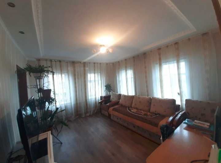 Продається капітальний будинок з капітальним ремонтом, в Дергачах