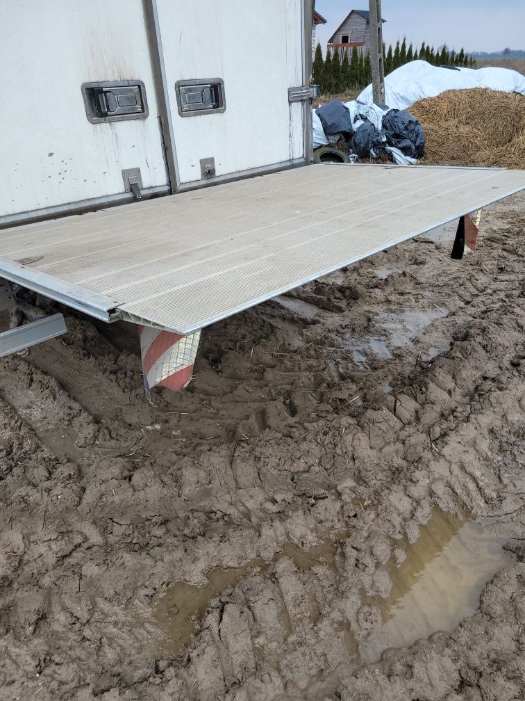 Sprzedam winda 1000kg stan bardzo dobry