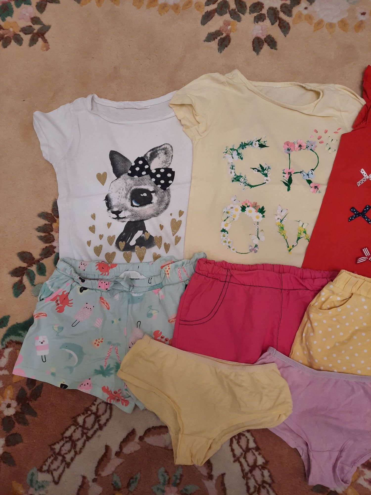 Детские футболки, шорты, комплект George, H&M на девочку 4-6 лет