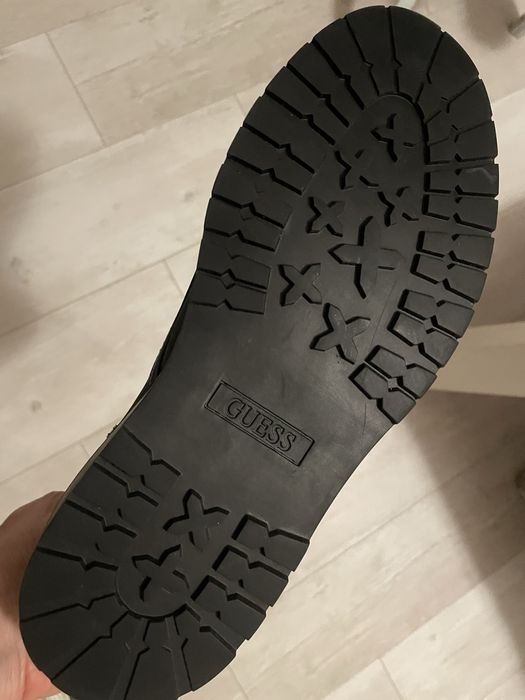 Черевики чоловічі Guess 42,5
