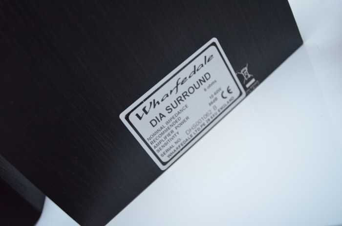 Angielskie kompaktowe kolumny Wharfedale Diamond Dia głośniki