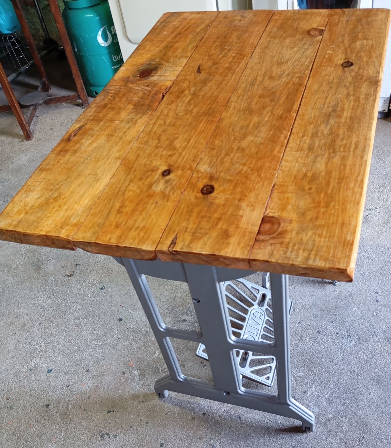 Mesa Restaurada .