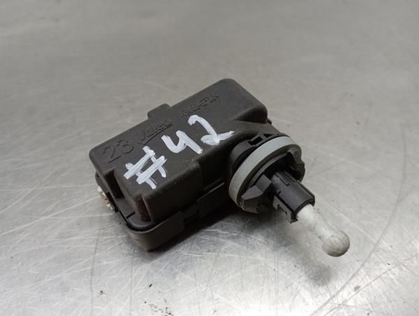 Motor regulação ótica / farol VOLKSWAGEN Golf V (1K1)