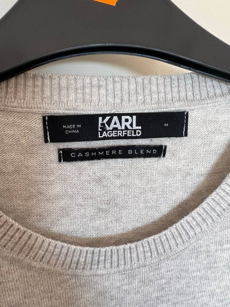 Женский Свитер Karl Lagerfeld  в идеальном состоянии кофта, джемпер