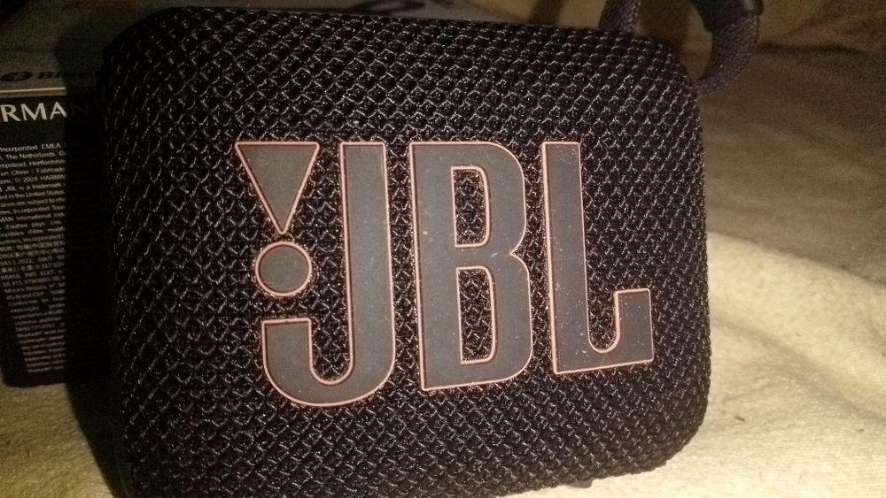 Caixa JBL GO 4 preta