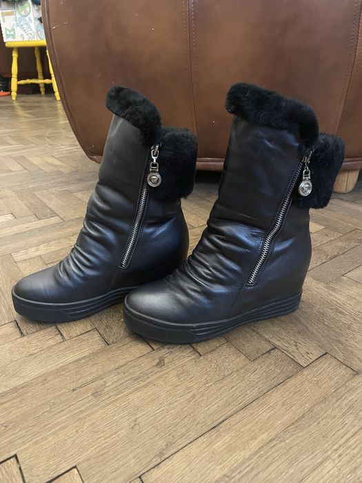 Чоботи шкіряні на хутрі 39 розмір