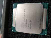 Intel Xeon E5-2630v3 w stanie idealnym.