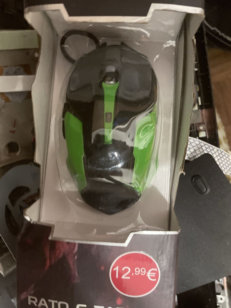 Vendo rato e tapete gamer