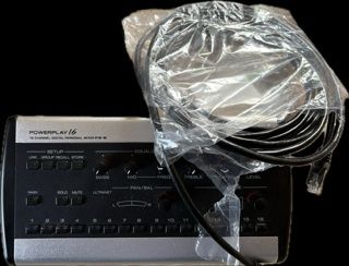 Mikser - monitoring osobisty firmy Behringer Powerplay P16-M-