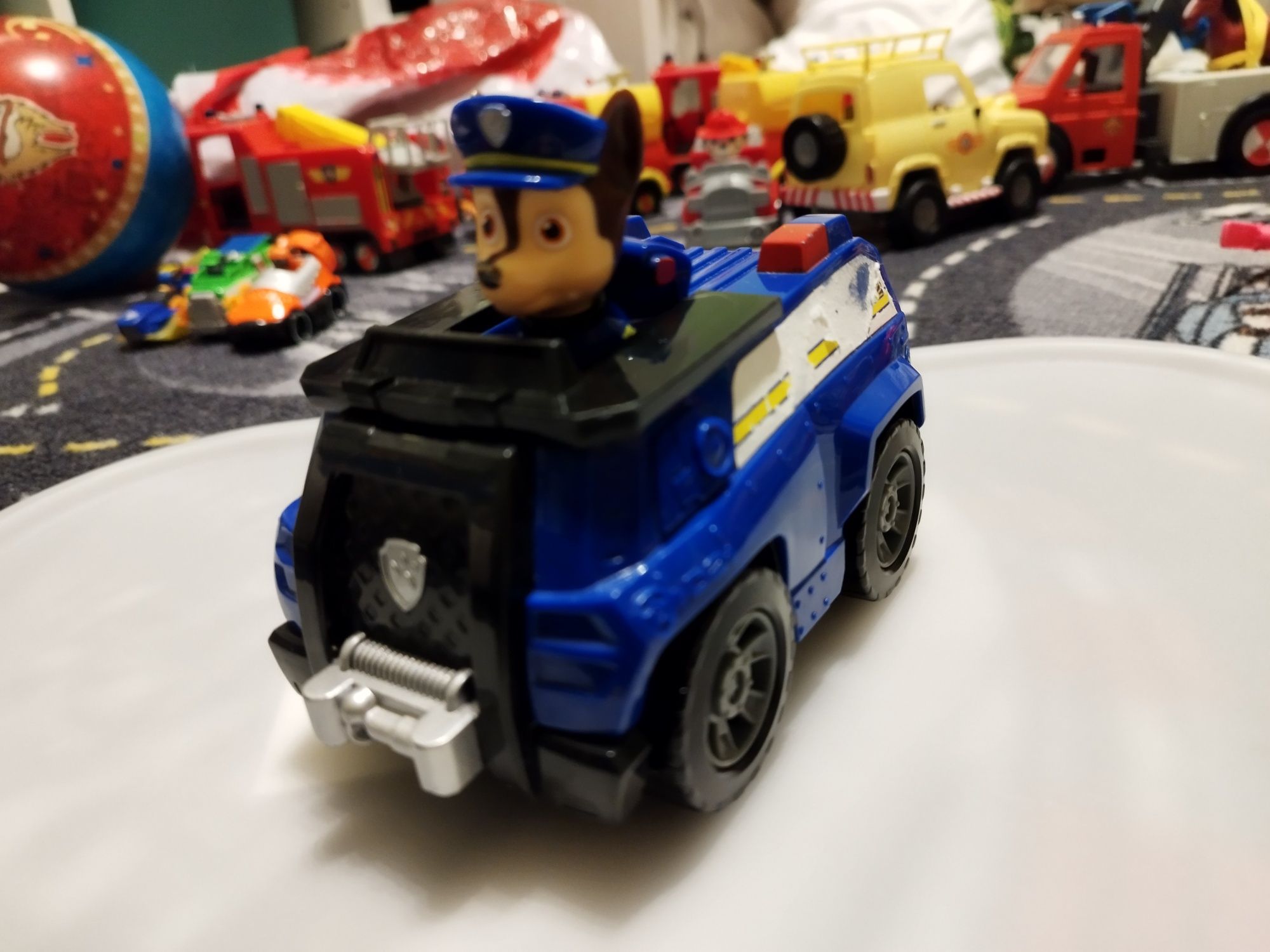 Baza Psi Patrol z pojazdami i figurkami