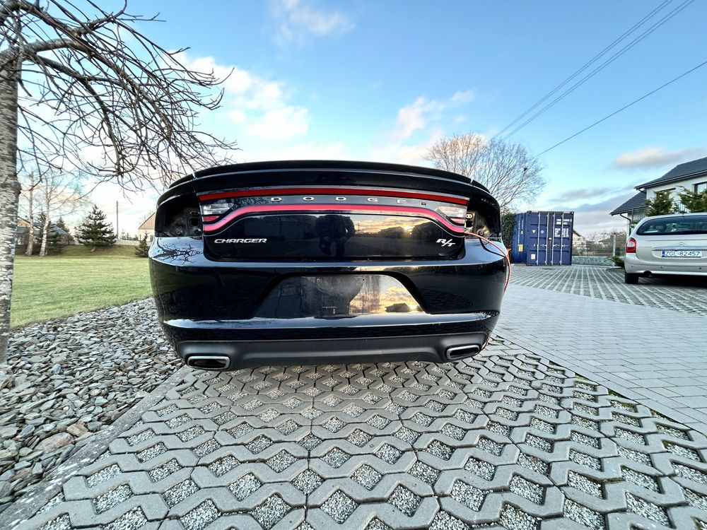 Zderzak dodge charger 2015 + kolor czarny px8