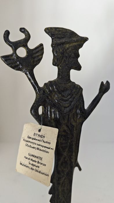 Estatueta em bronze de Hermes - cópia de museu