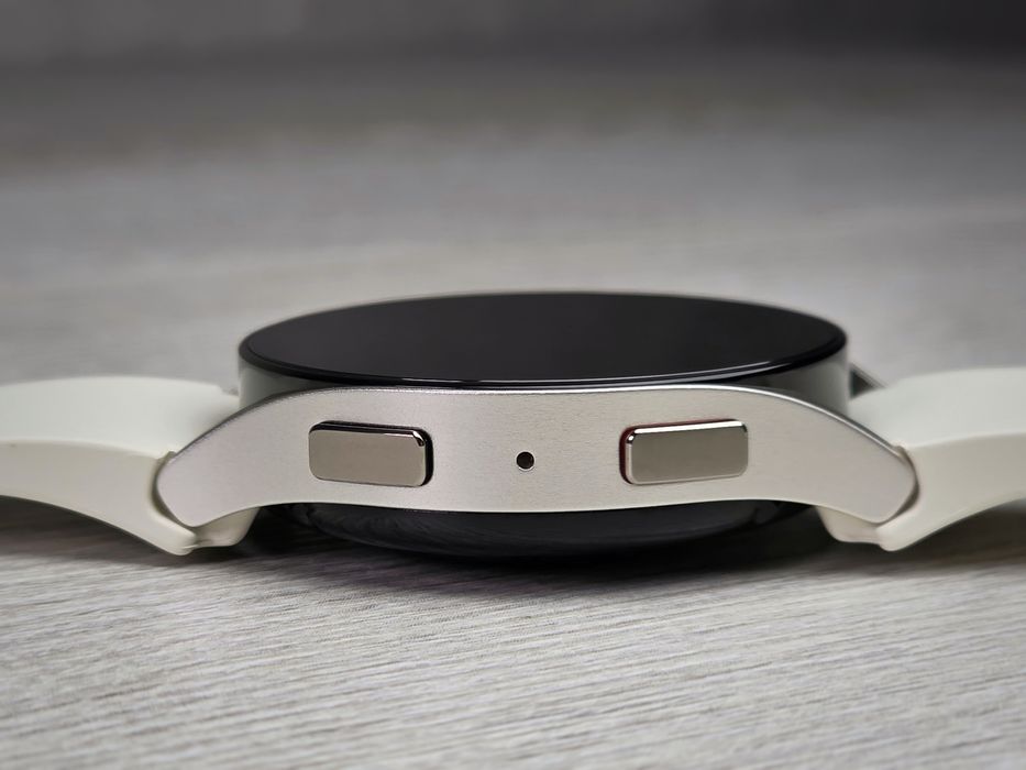 Смарт-годинник Samsung Galaxy Watch6 40mm Gold (SM-R930) • НОВИЙ!