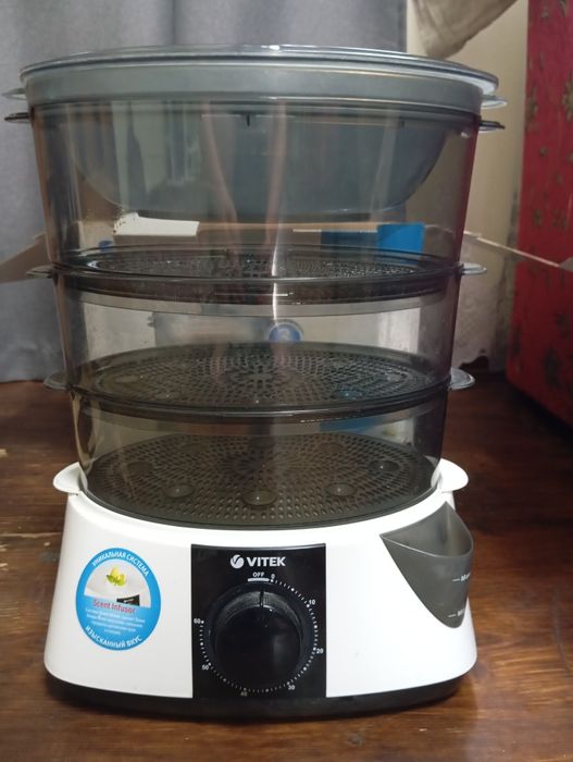 Пароварка триярусна Vitek