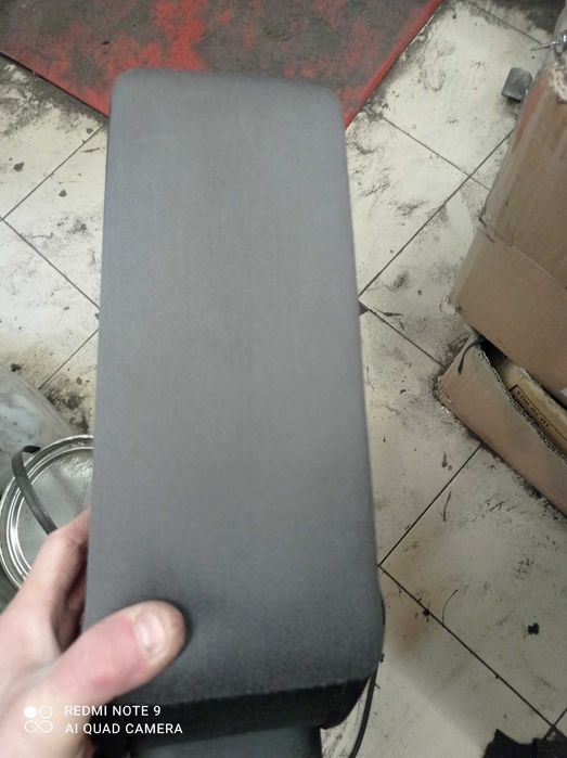 Audi a3 8l0 podłokietnik kompletny