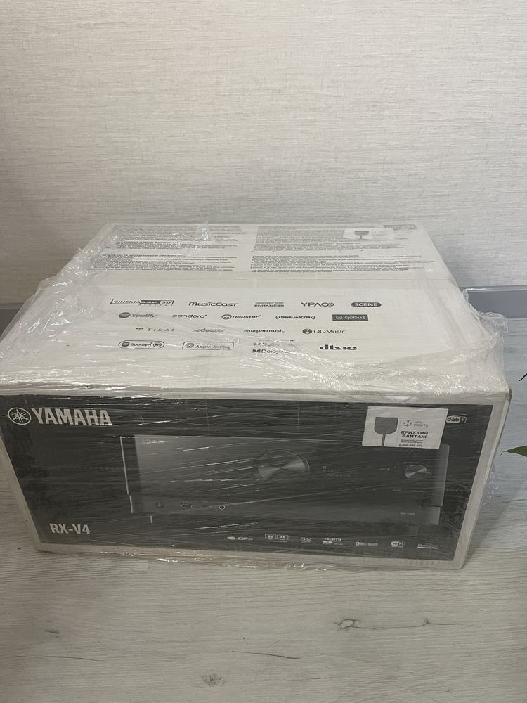 AV Ресивер Yamaha RX-V4A