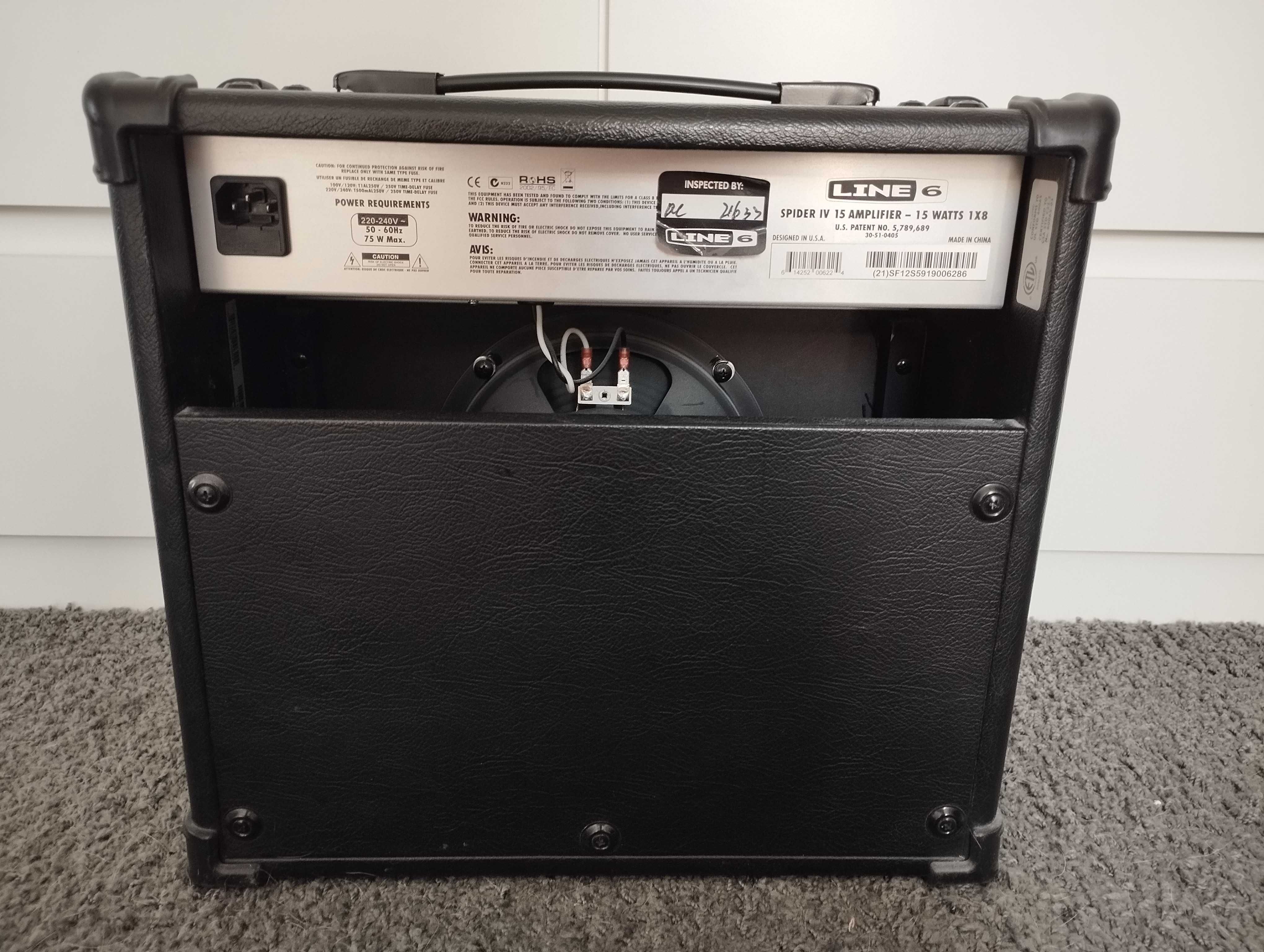 Wzmacniacz/piecyk gitarowy Line 6 SPIDER IV 15W