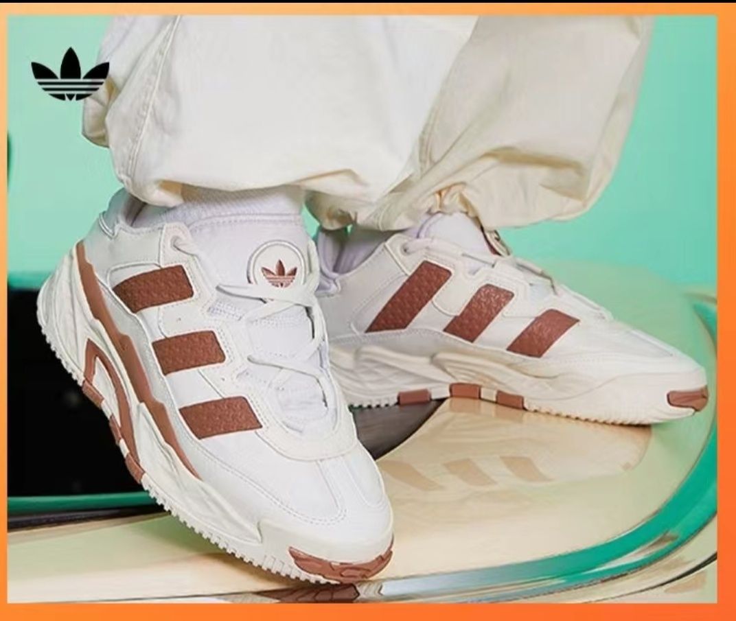 Кроссовки Adidas