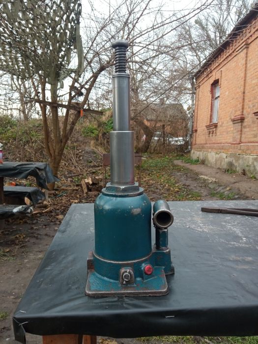 Домкрат гідравлічний двохштоковий 5тонн