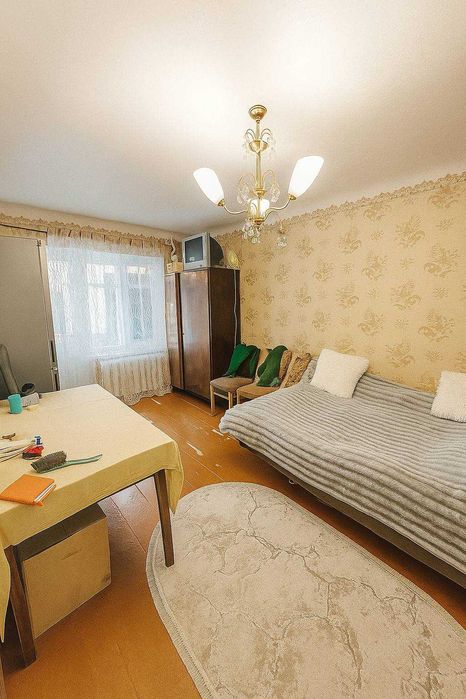 Центр міста 1к квартира 2поверх/38м2 вул. Лєрмонтова 4